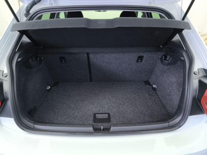 Volkswagen Polo 1.0 TSI 95 S&S DSG7 R-Line