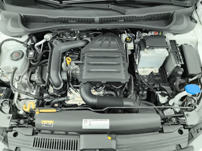 Volkswagen Polo 1.0 TSI 95 S&S DSG7 R-Line