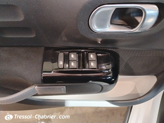 Citroën C3 PureTech 110 S&S BVM6 Shine