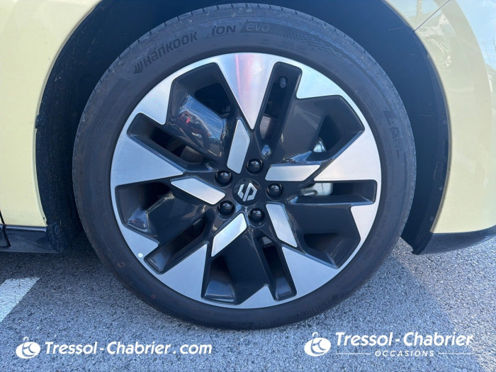 Leapmotor B05 Nouveau Pro Max 67.1 kWh Design