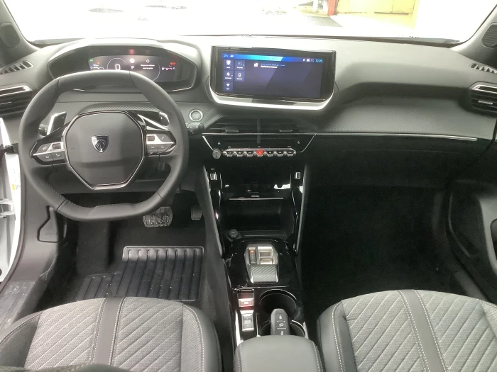 Peugeot 2008 Nouveau Hybrid 110 ch e-DCS6 Allure