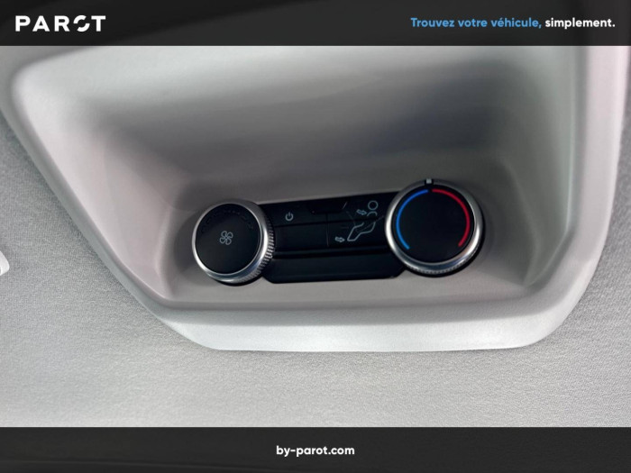 Ford TRANSIT CUSTOM KOMBI M1 Nouveau 320 L2H1 2.0 EcoBlue 136 ch Trend
