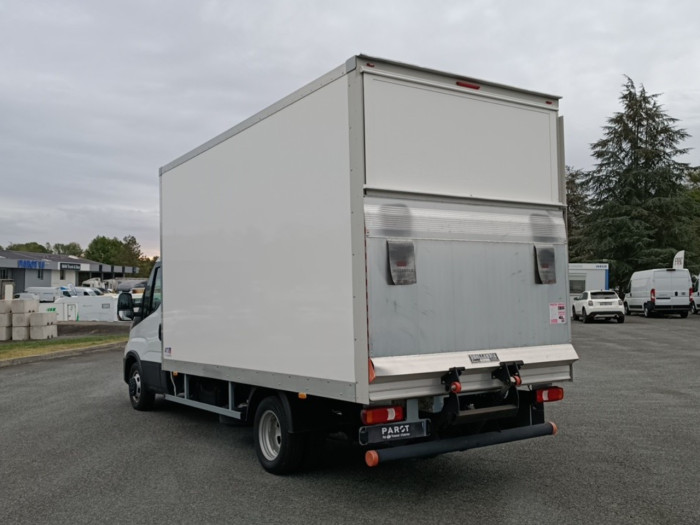 IVECO Daily CCb 35C16H empattement 4100 3.0