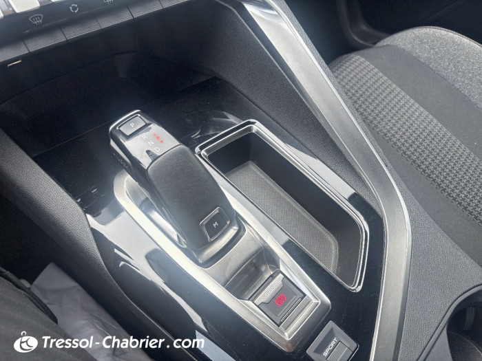 Peugeot 3008 Puretech 130ch S&S EAT8 Active