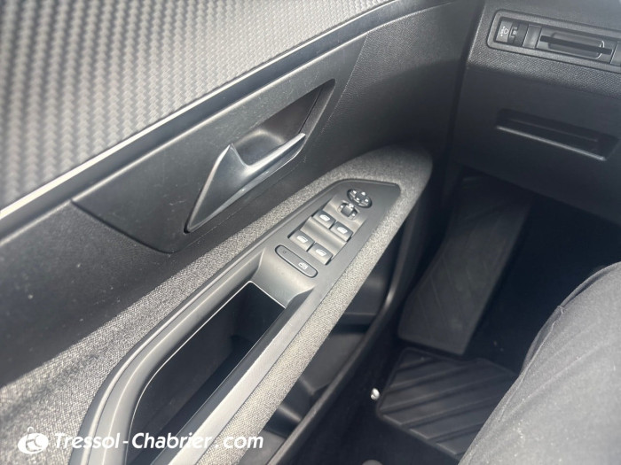Peugeot 3008 Puretech 130ch S&S EAT8 Active