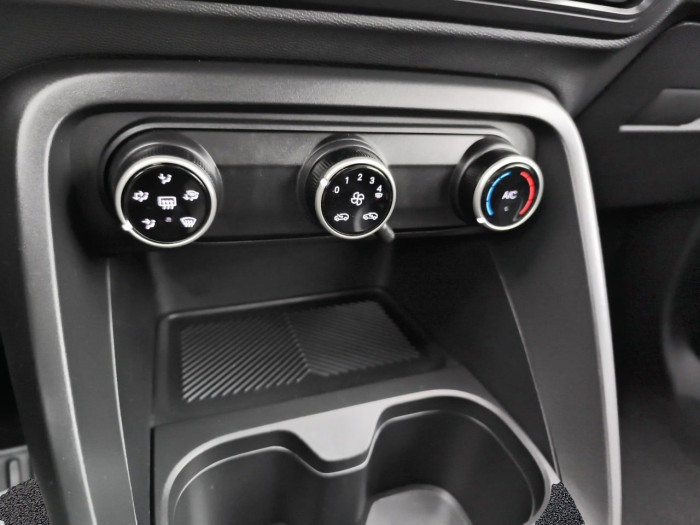 Citroën C3 Nouvelle Turbo 100 ch Manuelle Plus