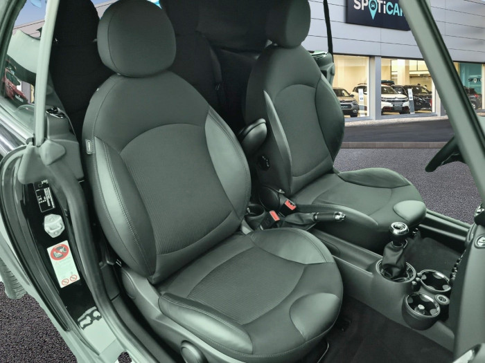 MINI CABRIOLET R57 122 ch Cooper