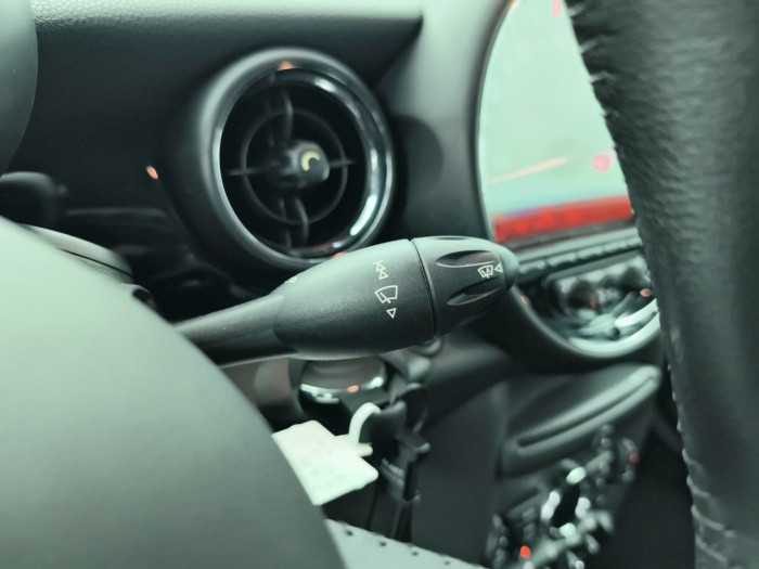 MINI CABRIOLET R57 122 ch Cooper