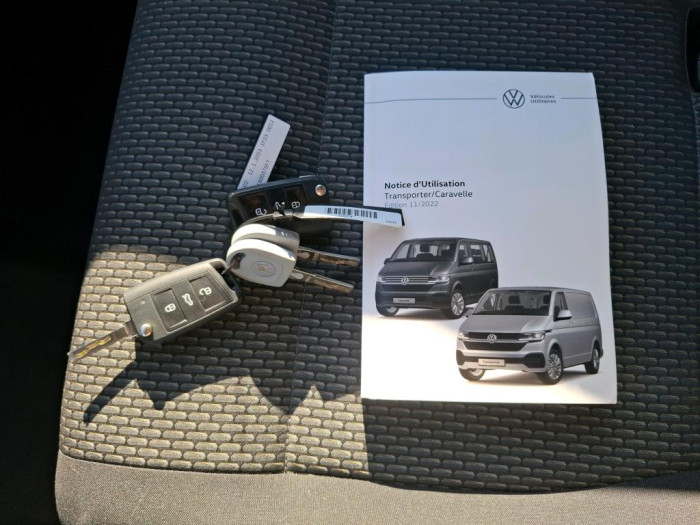 VOLKSWAGEN UTILITAIRES TRANSPORTER 6.1 PROCAB L1H1 2.0 TDI 150 DSG7 EDITION