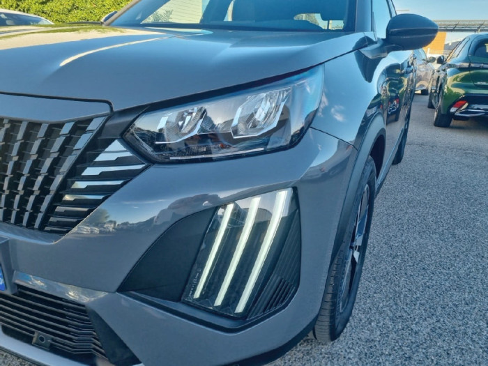 Peugeot 2008 Hybrid 145 ch e-DCS6 Allure