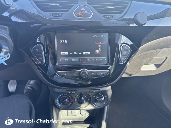 Opel CORSA 1.4 90 ch Design Edition