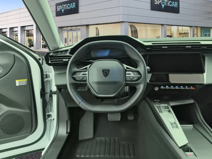 Peugeot 408 PHEV 180 e-EAT8 Allure