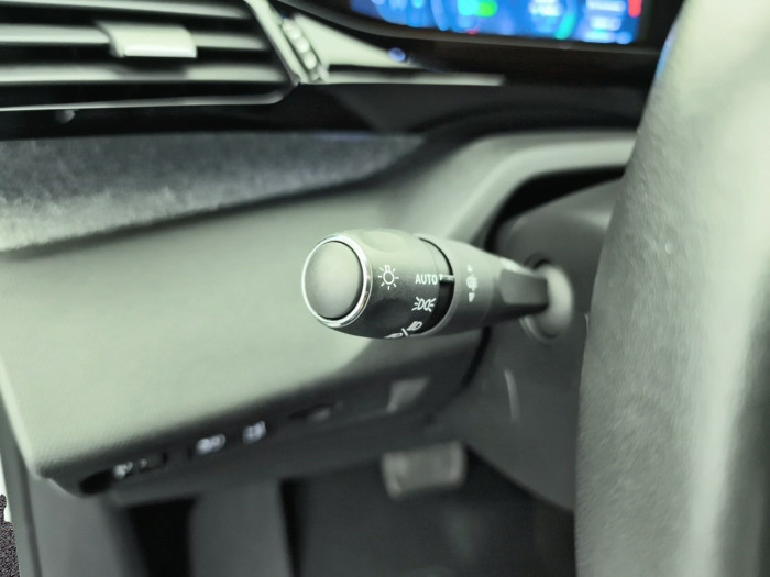 Peugeot 408 PHEV 180 e-EAT8 Allure