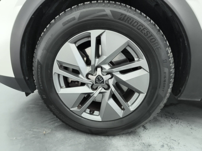 Peugeot 408 PHEV 180 e-EAT8 Allure