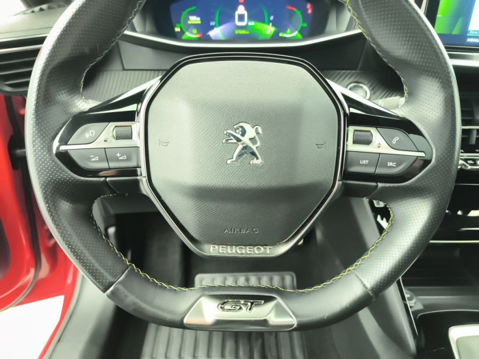 Peugeot 208 PureTech 100 S&S BVM6 GT