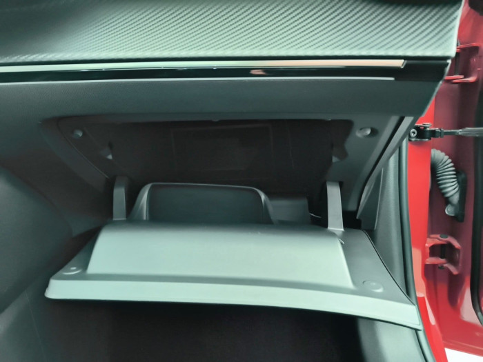 Peugeot 208 PureTech 100 S&S BVM6 GT