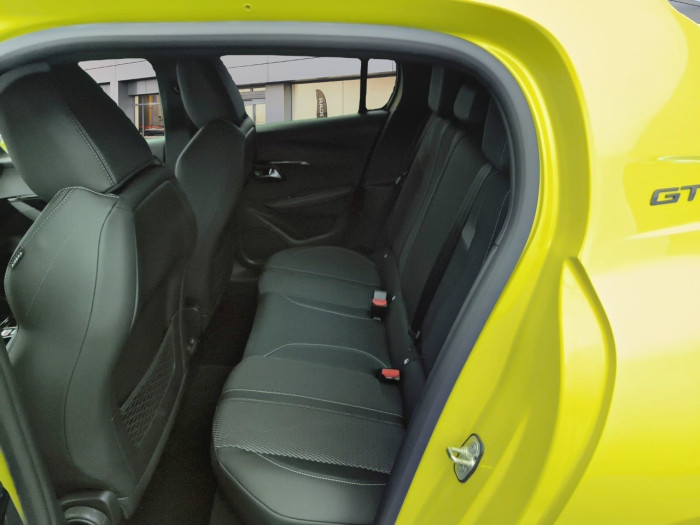 Peugeot 208 Hybrid 110 e-DCS6 GT