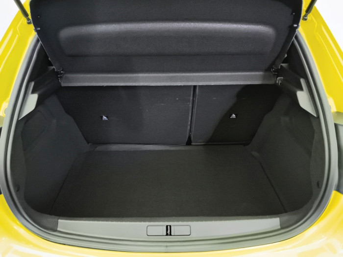 Peugeot 208 Hybrid 110 e-DCS6 GT