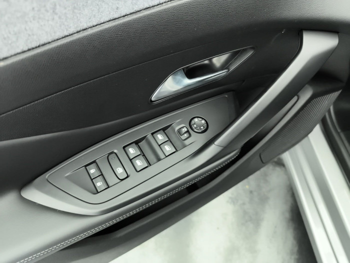 Peugeot 308 PHEV 180 e-EAT8 Allure