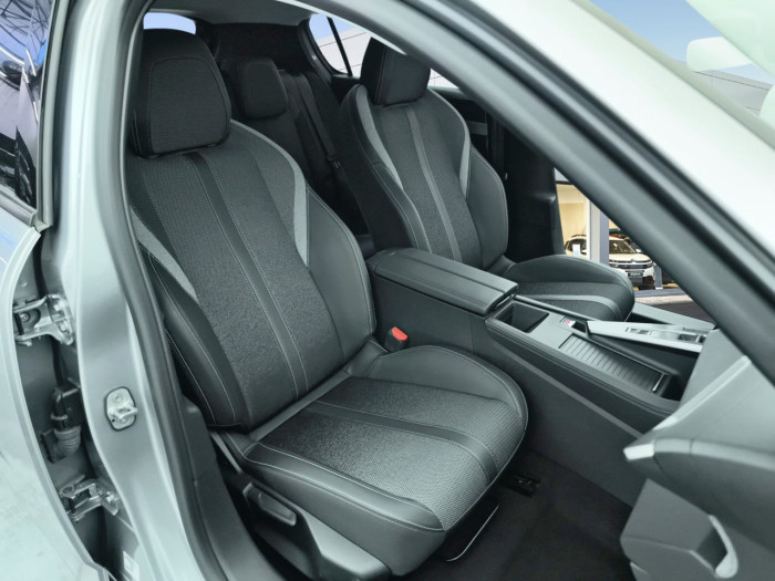 Peugeot 308 PHEV 180 e-EAT8 Allure