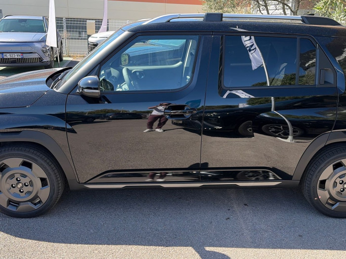 Hyundai INSTER 49 kWh Cross Creative