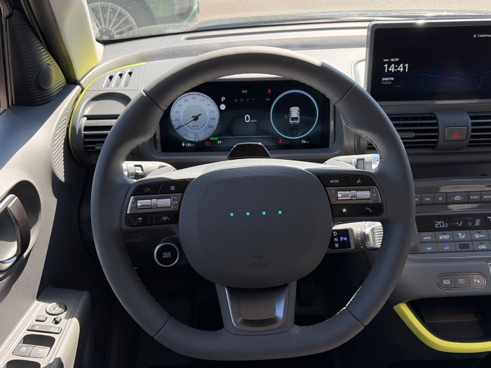 Hyundai INSTER 49 kWh Cross Creative