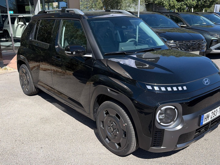 Hyundai INSTER 49 kWh Cross Creative