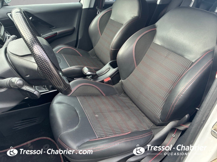 Peugeot 2008 1.2 PureTech 110ch S&S BVM5 GT Line
