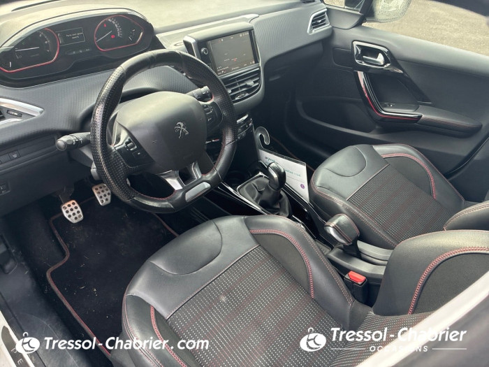 Peugeot 2008 1.2 PureTech 110ch S&S BVM5 GT Line