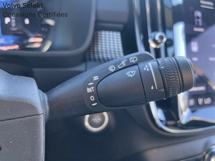 Volvo XC40 B3 163 ch DCT7 Ultra