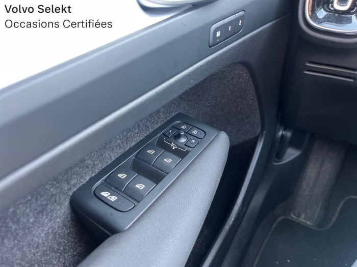Volvo XC40 B3 163 ch DCT7 Plus