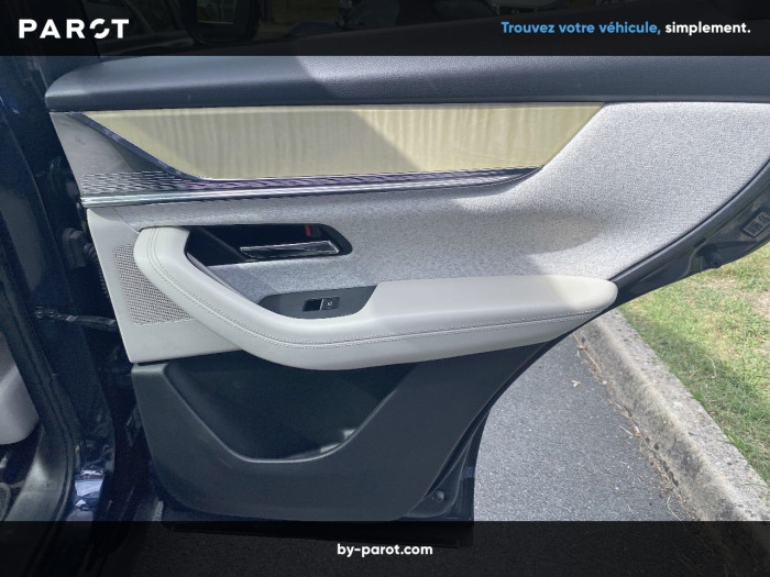 Mazda CX-60 2023 2.5L e-SKYACTIV PHEV 327 ch 4x4 BVA8 Takumi