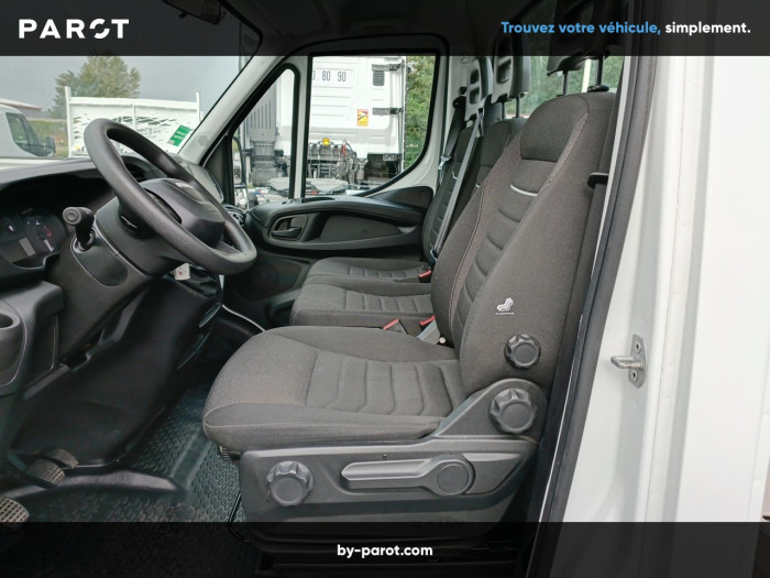 IVECO Daily CCb 35C16H empattement 4100 3.0