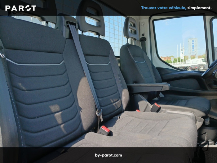 IVECO Daily CCb 35C16H empattement 3750 3.0
