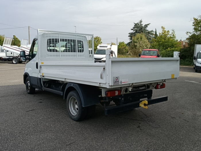 IVECO Daily CCb 35C16H empattement 3450 3.0