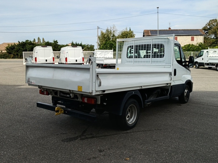 IVECO Daily CCb 35C16H empattement 3450 3.0