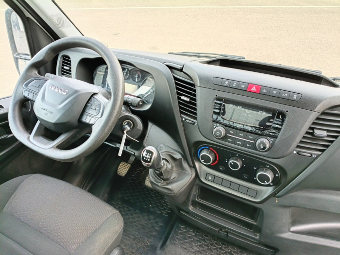 IVECO Daily CCb 35C16H empattement 3450 3.0