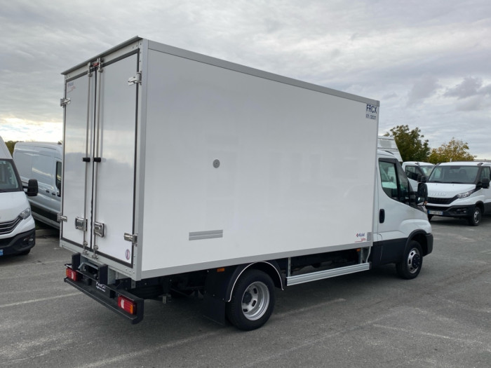 IVECO Daily CCb 35C16H empattement 3750 3.0 Tor