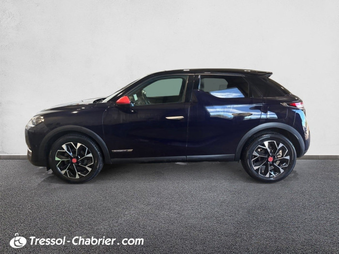 DS DS 3 Crossback DS3 Crossback PureTech 130 EAT8 Ines de la Fressange Paris