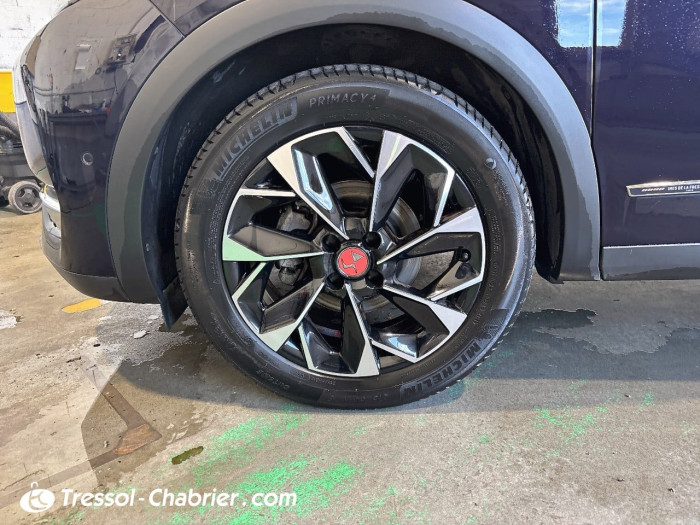 DS DS 3 Crossback DS3 Crossback PureTech 130 EAT8 Ines de la Fressange Paris