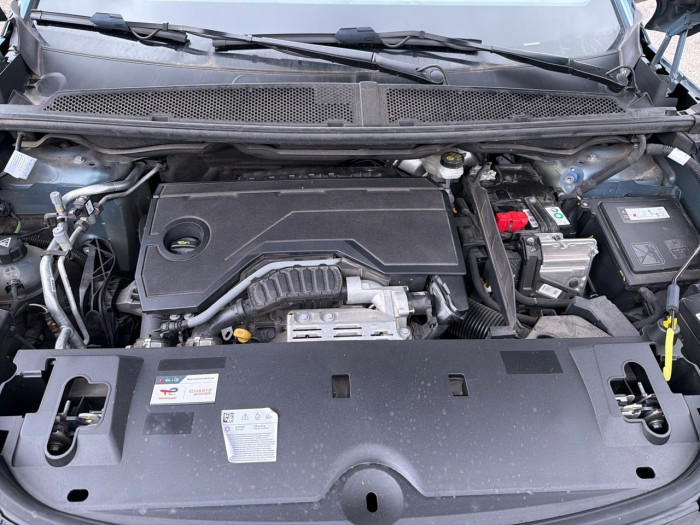 Peugeot 5008 Hybrid 145 ch e-DCS6 Allure