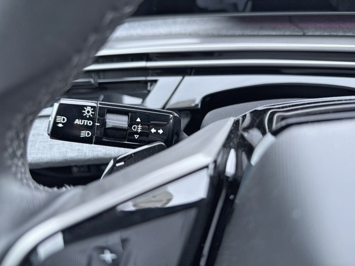 Peugeot 5008 Hybrid 145 ch e-DCS6 Allure