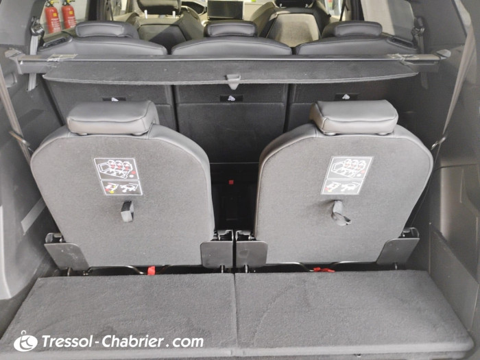 Peugeot 5008 Hybrid 136 e-DCS6 GT