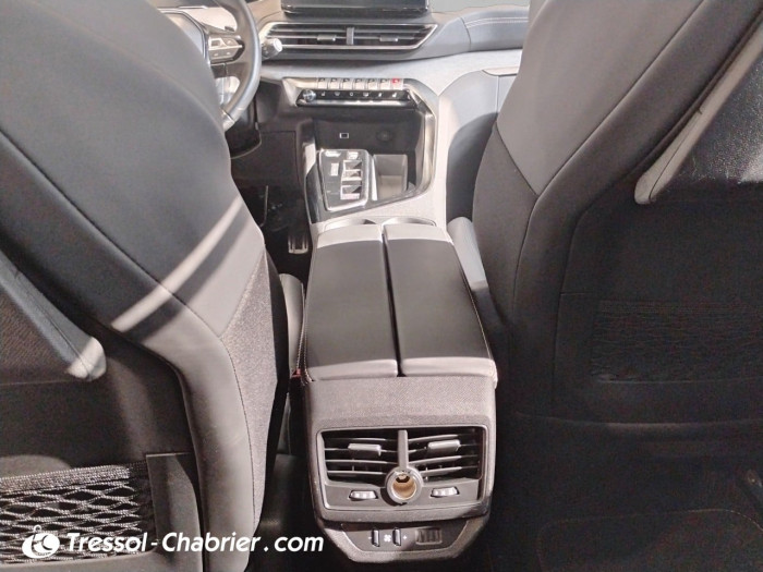 Peugeot 5008 Hybrid 136 e-DCS6 GT