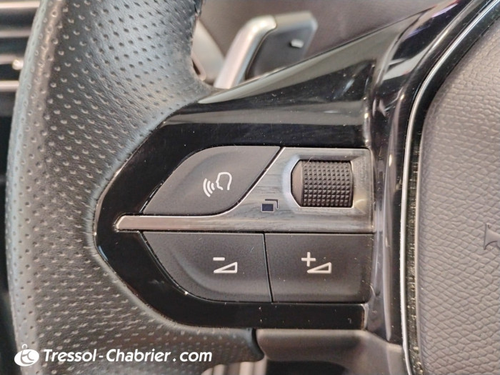 Peugeot 5008 Hybrid 136 e-DCS6 GT