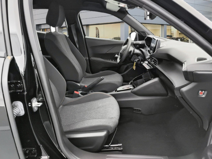 Peugeot 2008 Hybrid 136 e-DCS6 Style