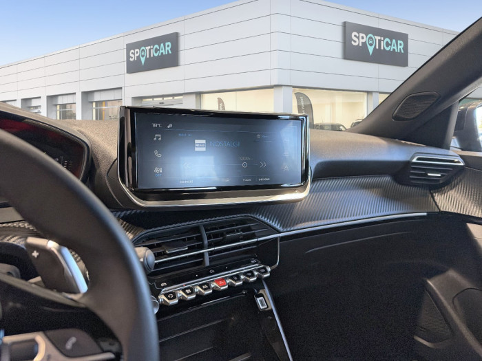 Peugeot 2008 Hybrid 136 e-DCS6 Style