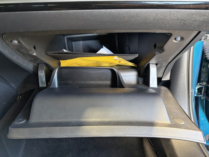 Peugeot 2008 Hybrid 136 e-DCS6 Style