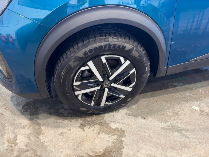 Peugeot 2008 Hybrid 136 e-DCS6 Style