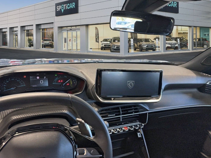 Peugeot 2008 Hybrid 136 e-DCS6 Style